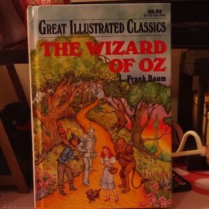 The Wizard of Oz Illustrated Book